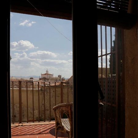 Apartamento En Casa Del S.Xvi Trujillo Εξωτερικό φωτογραφία